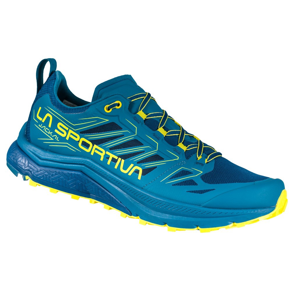 LA SPORTIVA JACKAL HOMBRE en MountLegend