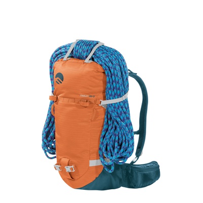 Triolet 25+3 Mochila 28 litros Trekking Ferrino