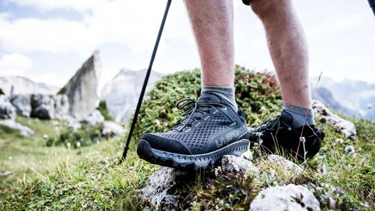 Zapatillas trail trekking para hombre online