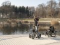 Un homme paraplégique retrouve l’usage de ses jambes grâce à un pontage numérique cerveau-moelle épinière et à une IA ©Gilles Weber-CHU Vaudois