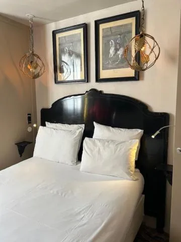 Albert's Hotel