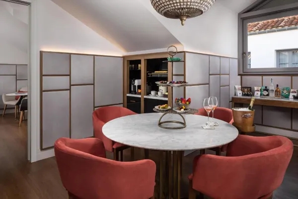 Gran Hotel Inglés – The Leading Hotels of the World