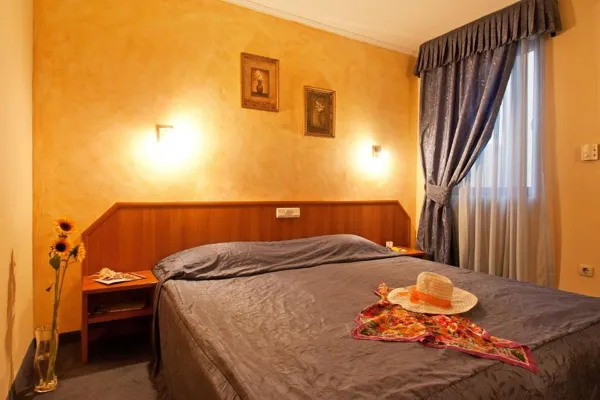 Saint George Hotel & Medical Spa