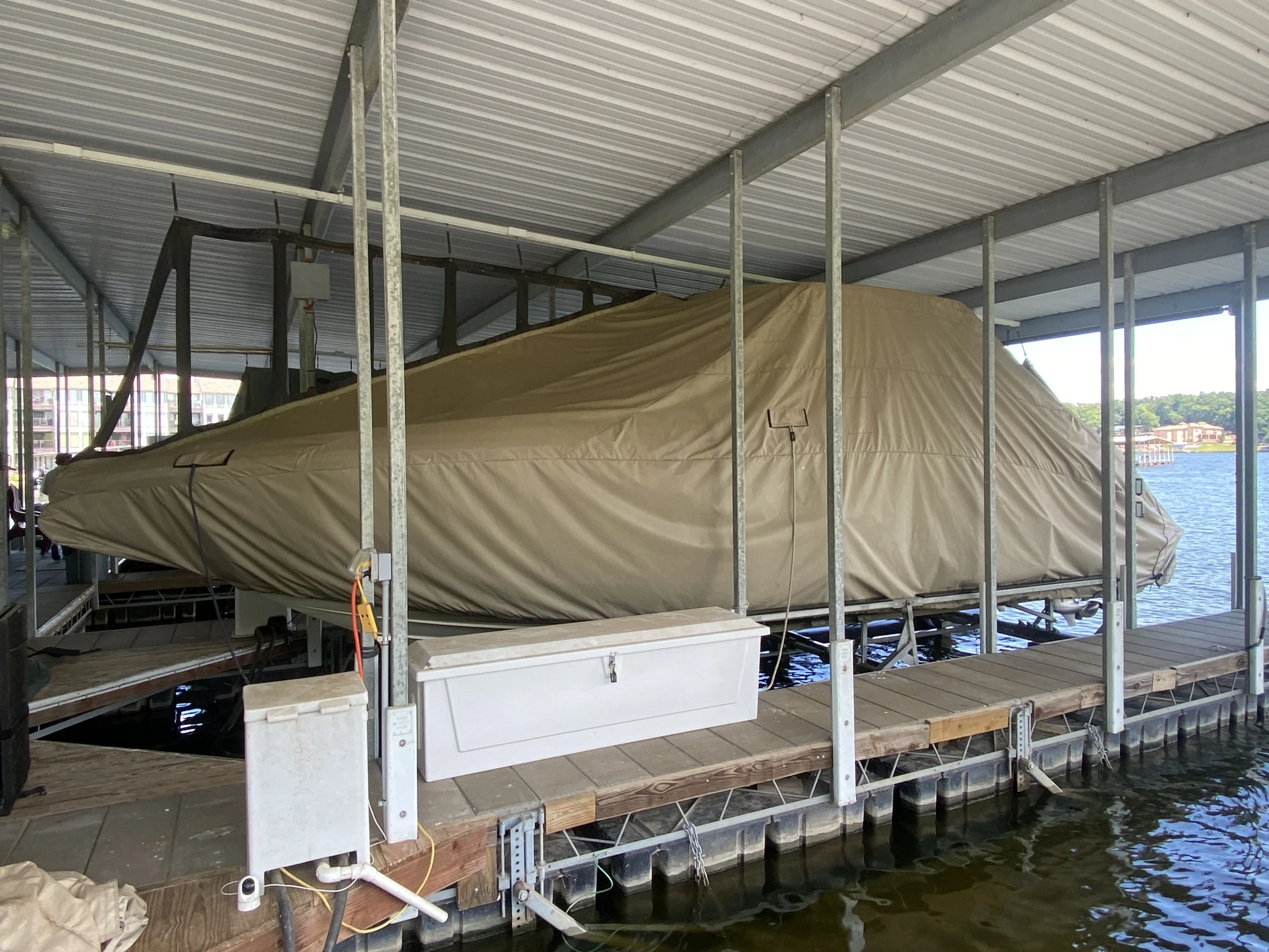 2015 Cobalt 336 - Image 53