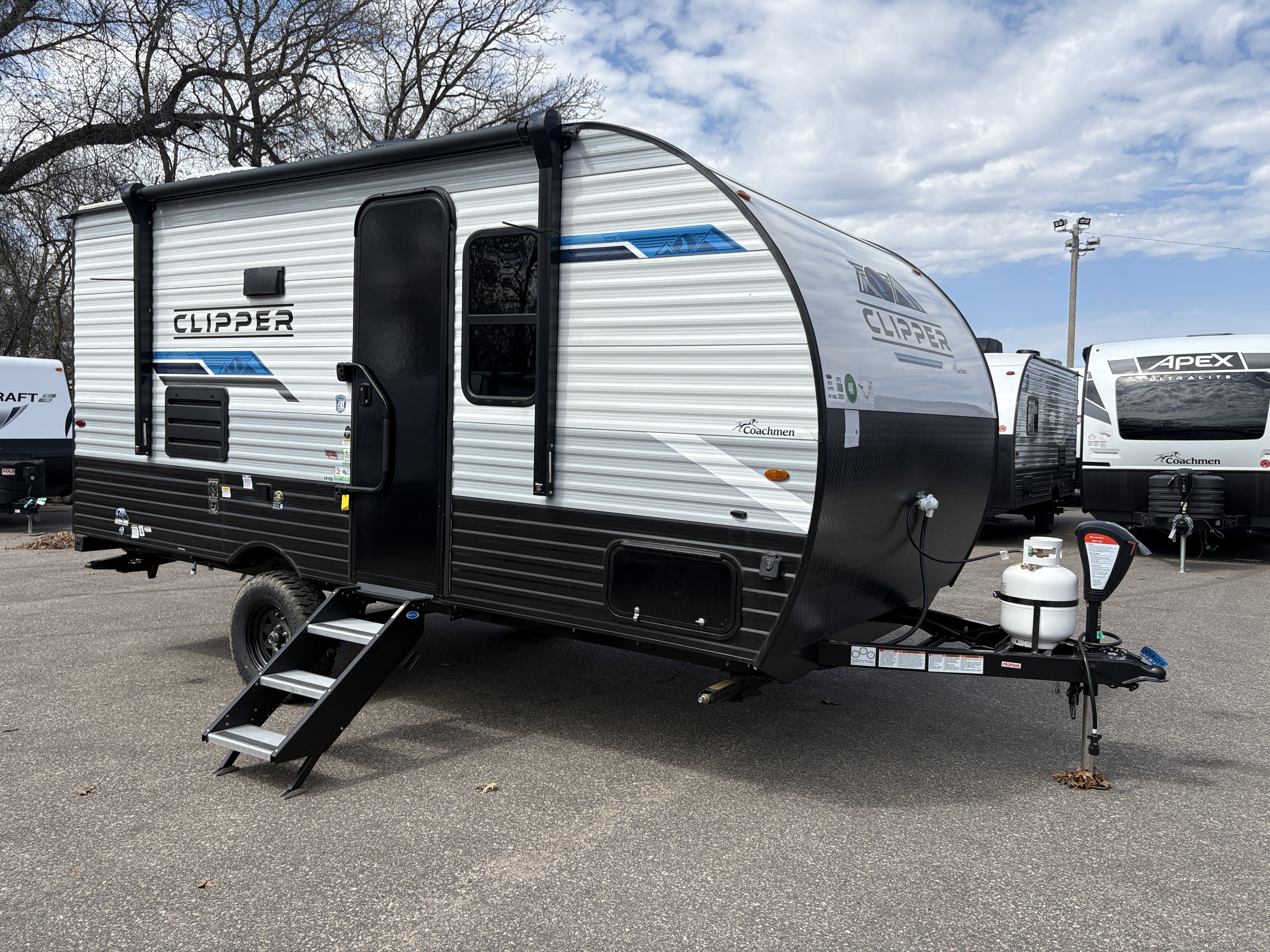 New 2024 Coachmen Clipper 4k Series 18FQ – AC Nelsen RV World ...