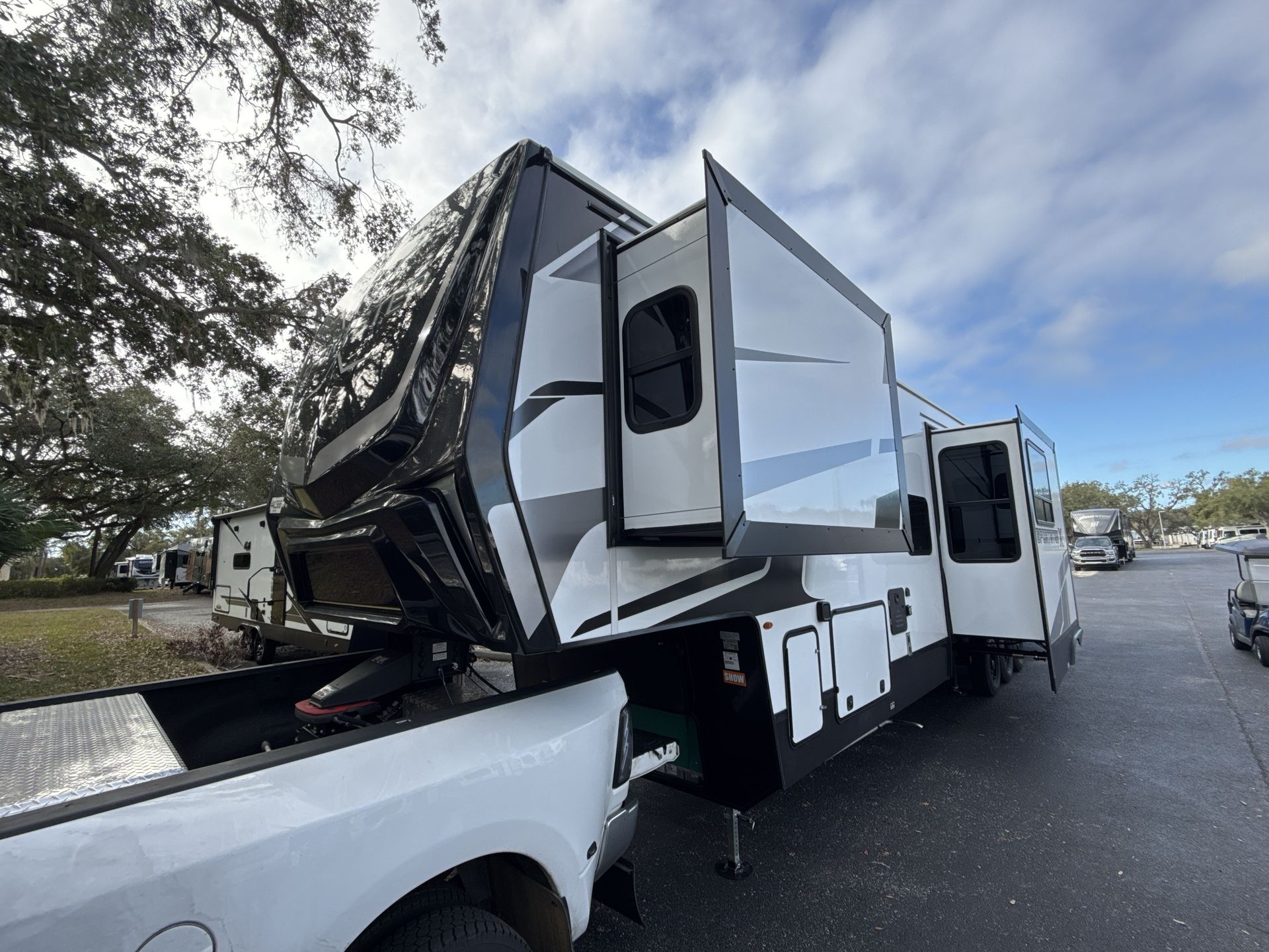 New 2025 KZ RV Sportster X 3914X – Lazydays | Seffner, FL
