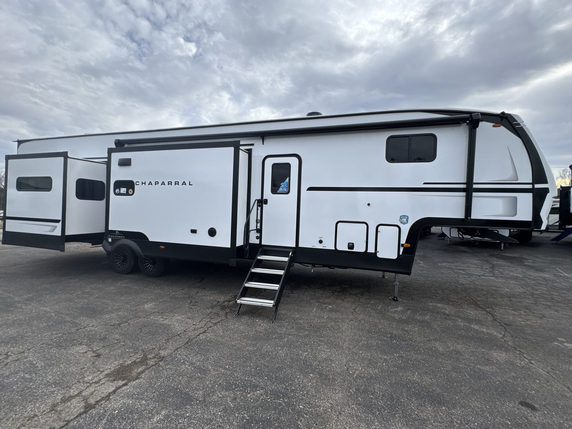 2026 Coachmen Chaparral 381DBL Fifth Wheel