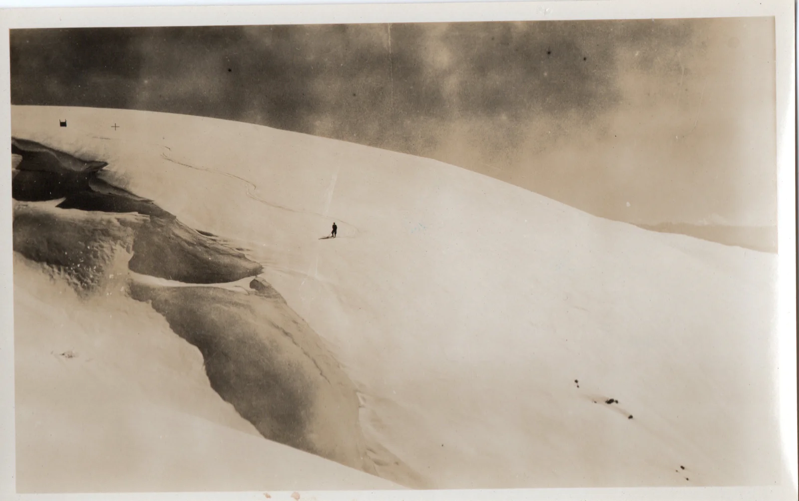 Huge crevasse