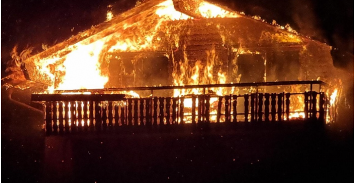 Obdachlos durch Vollbrand