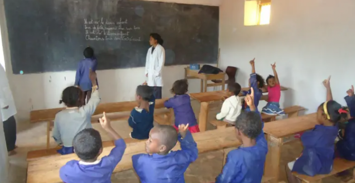 vrijwilligerswerk zomerschool dorp Madagaskar