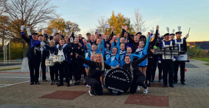 Crowdfunding nieuwe uniformen Excelsior Bunschoten