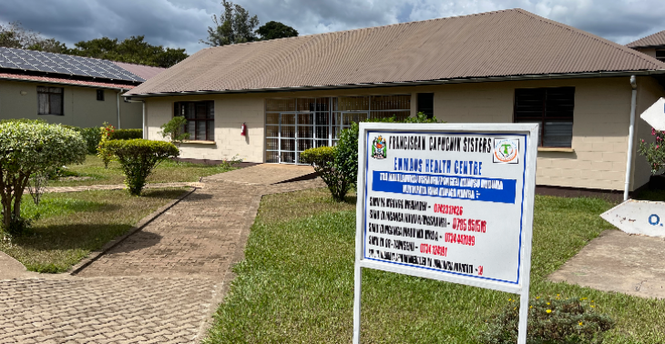 Help het ziekenhuis in Sanya Juu