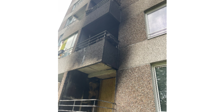 Brandstiftung in meines Bruders Wohnung mit Kindern in Pinneberg