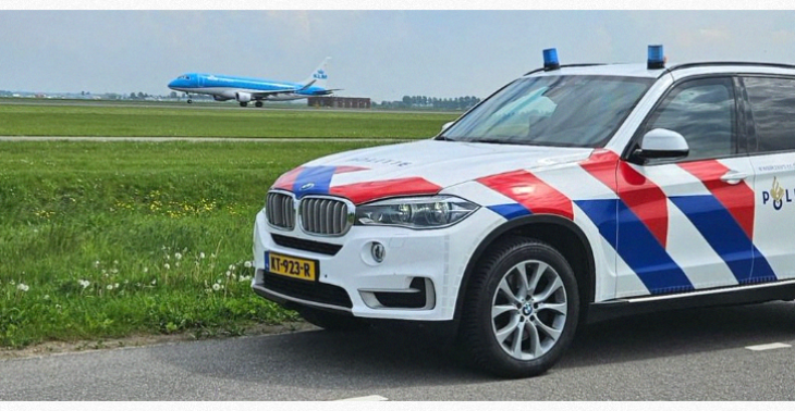 Help de Nieuwe BMW X5 van B.B.S. Schiphol aan een Nieuwe Lichtbalk!!!!!!!!!