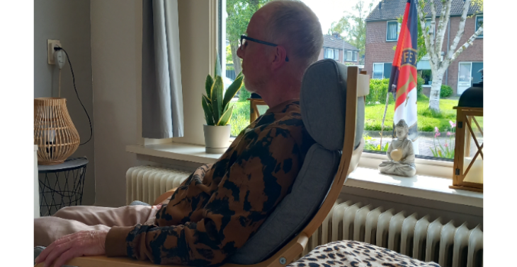 Inzameling voor me vader die niets. Meer heeft aan spullen voor nieuwe huis