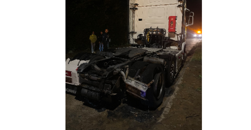 Restauratie vrachtwagen na brandstichting