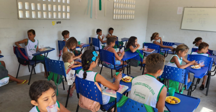 Help us build a well at our school in Ilha do Goiabal Brazil