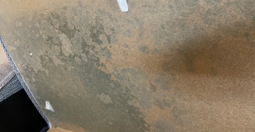 Neue Möbel nach Schimmelbefall