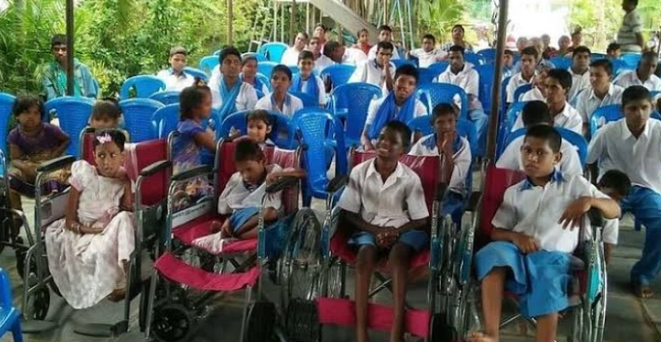 I am fundraising for the education of handicapped children living nearby.