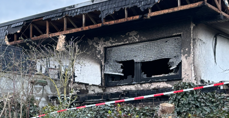 Durch gestrigen Hausbrand mittellos