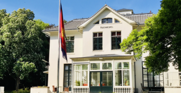 Donatie aan Hospice Rozenheuvel