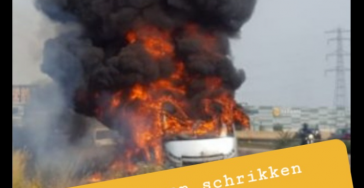 Camper in brand gevlogen op de autobaan 