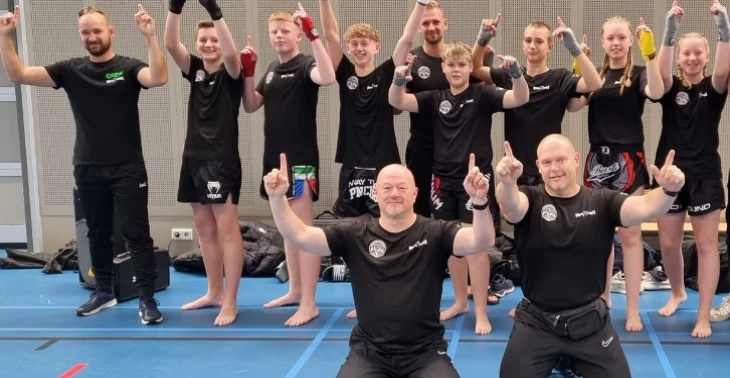 HELP! Kickbox Vereniging aan nieuwe spullen na Brandstichting!