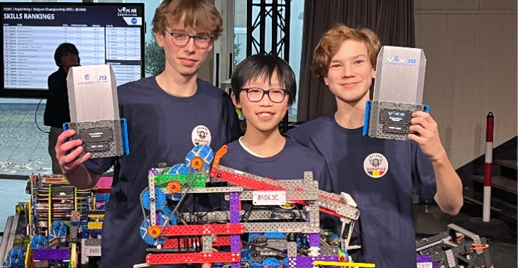Help Pulhof-Robotics naar het WK in Dallas!