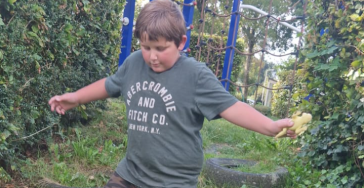 Zorgwoning kleine jongen met non verbale autisme