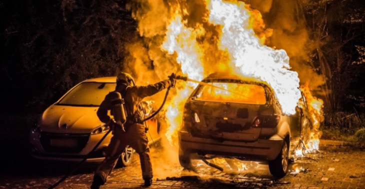 "Steun slachtoffers van oudejaarsbrand - HELP HEN TERUG OP WEG "