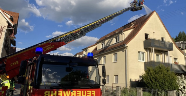 Familie verliert durch Hausbrand ihr gesamtes Hab und Gut