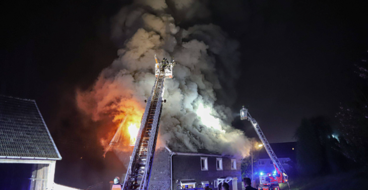 Spende für großen Hausbrand in Remscheid