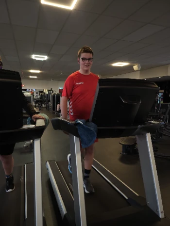 21793002 495b 4da3 9348 3e7dd3c7d6f3.