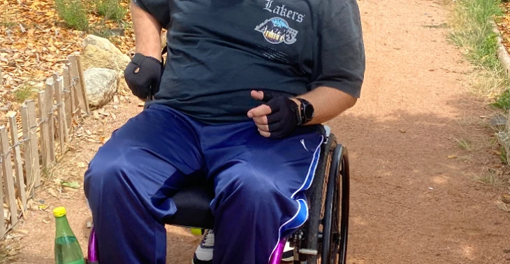 Help en Geef Sacha zijn vrijheid terug met een elektrische rolstoel ❤️