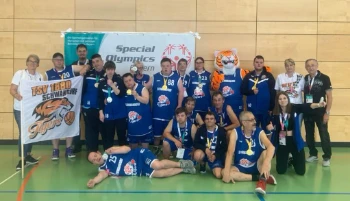 tigers1 und 2 mit gold und silber.