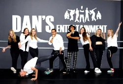 DAN'S Entertainment