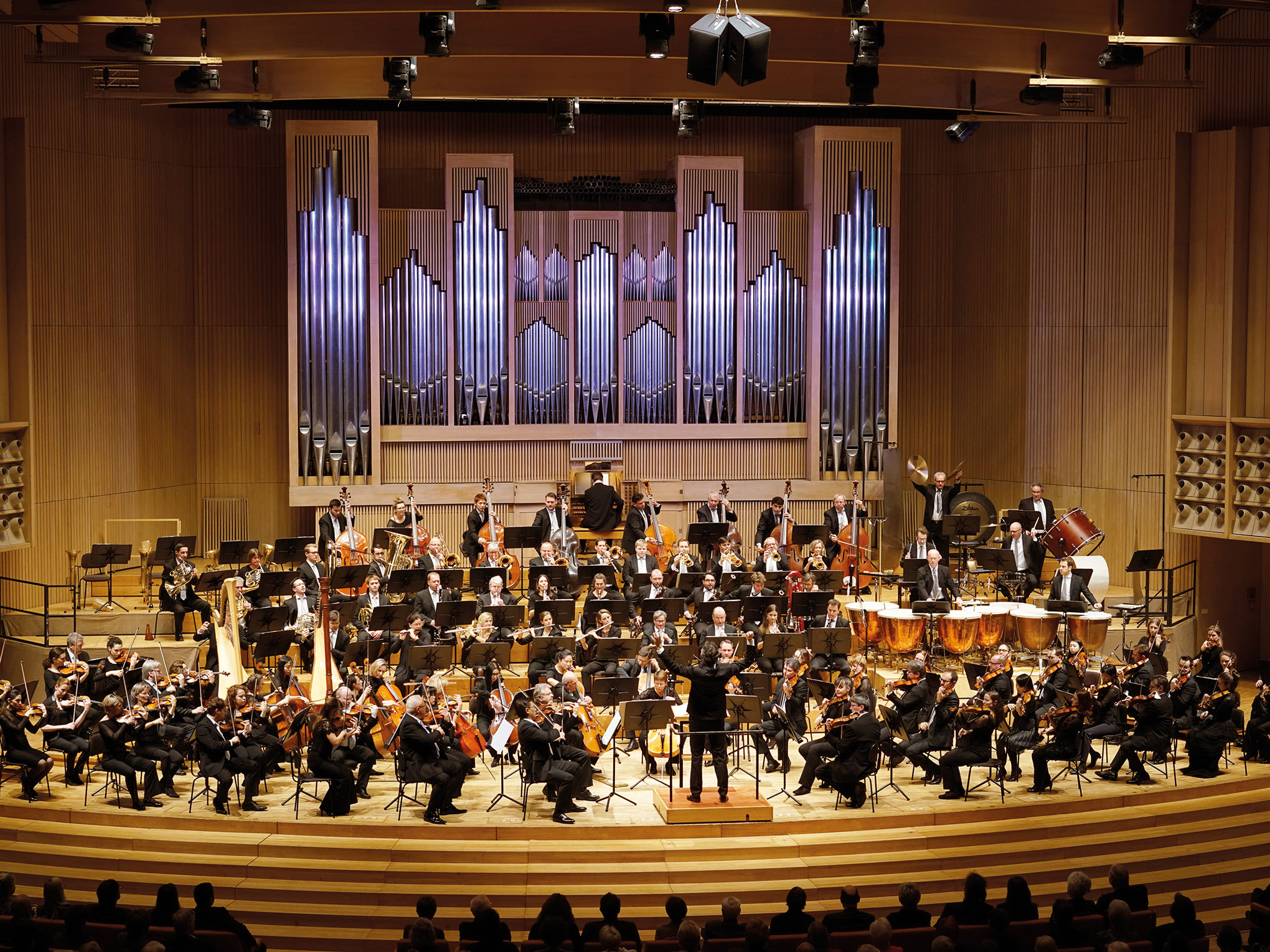 BRUCKNER ORCHESTER LINZ in der Elbphilharmonie Hamburg-2