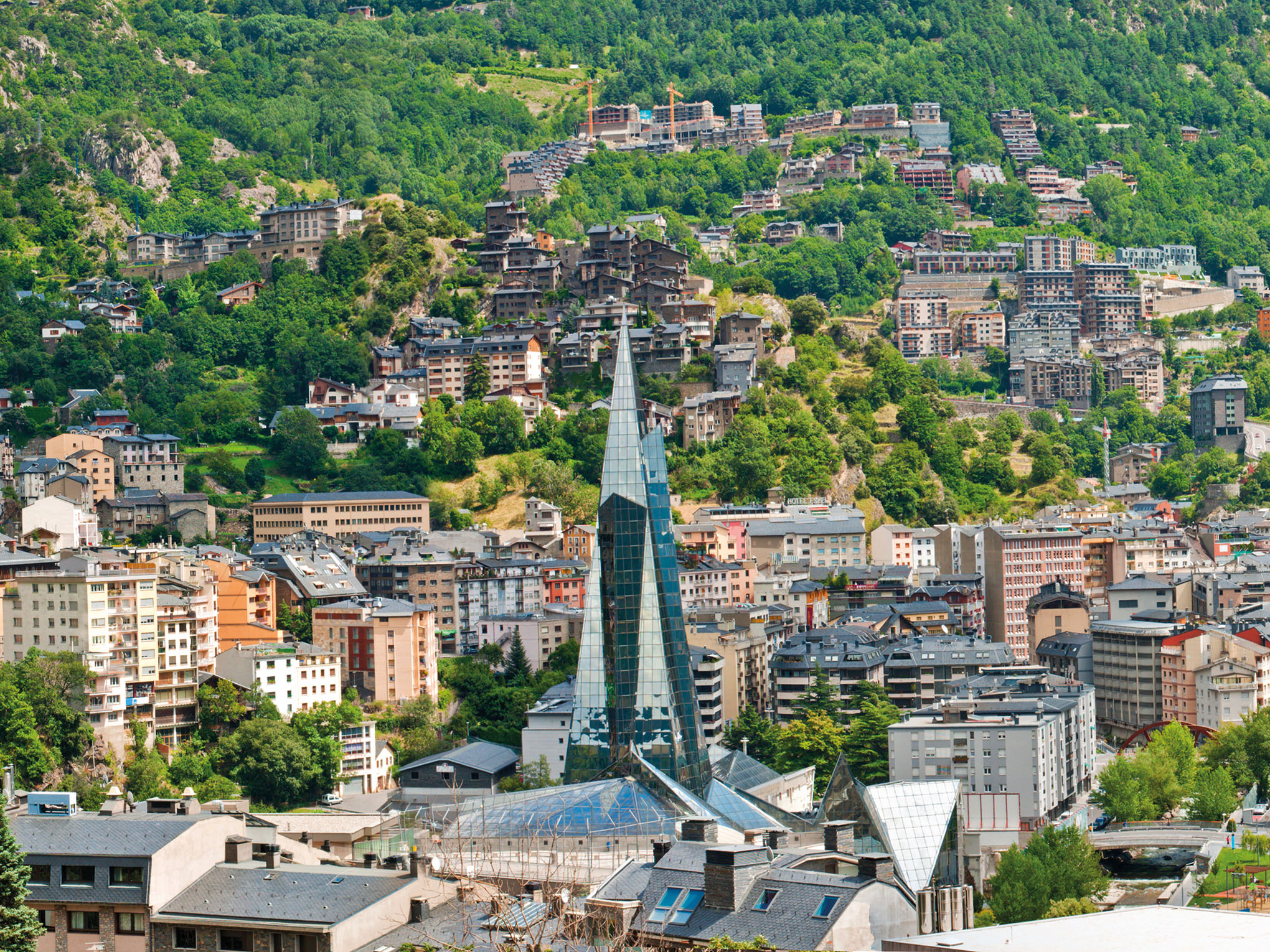 Fürstentum Andorra & Barcelonas Küste - Flugreise-2