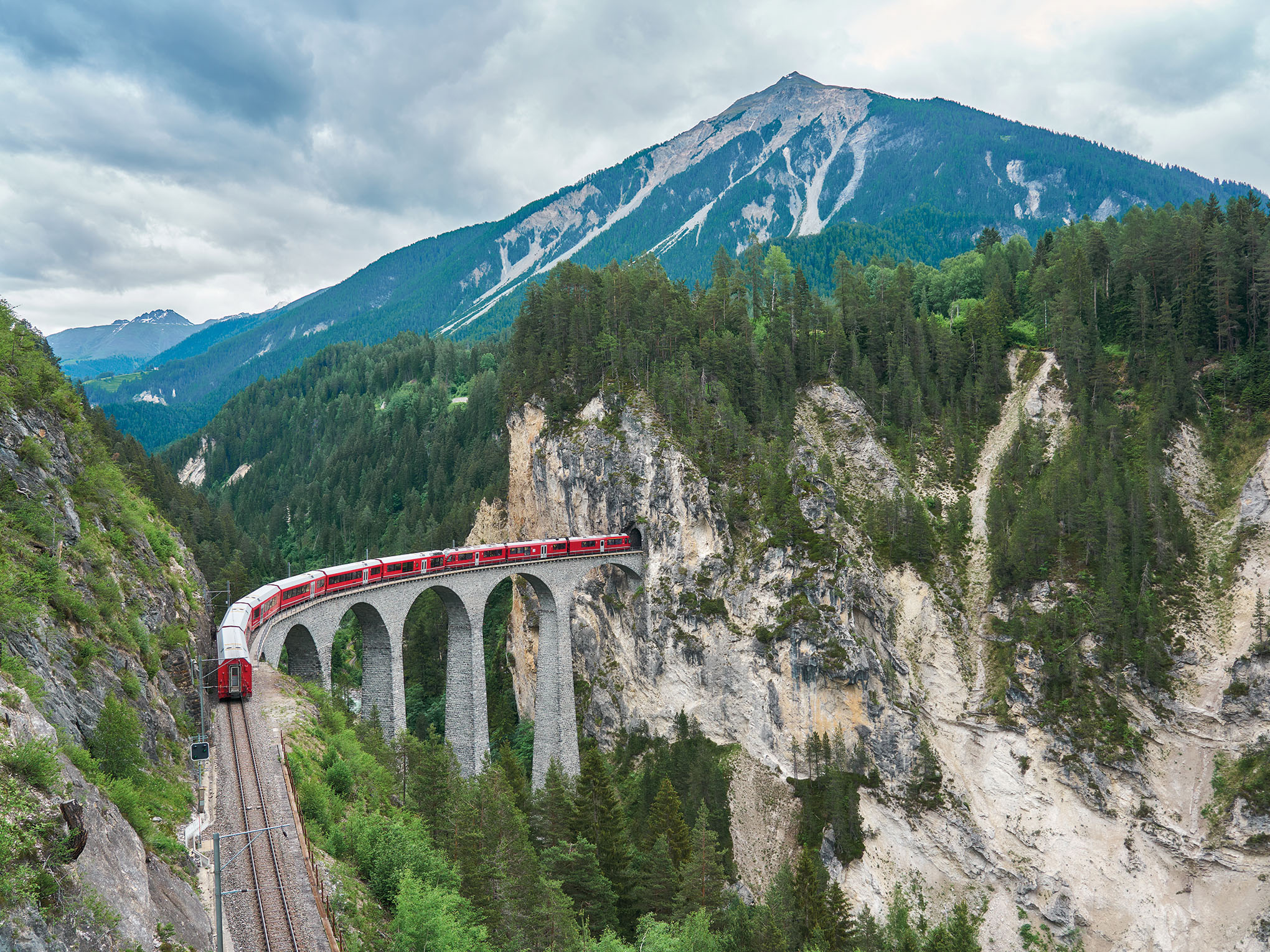 GLACIER- und BERNINA-EXPRESS-2