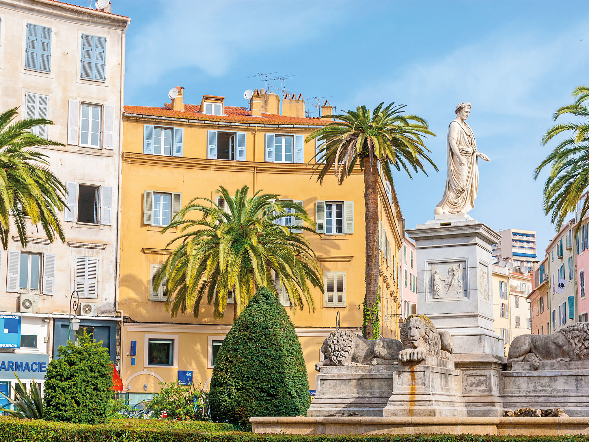 Korsika, Ajaccio mit Neptun Statue
