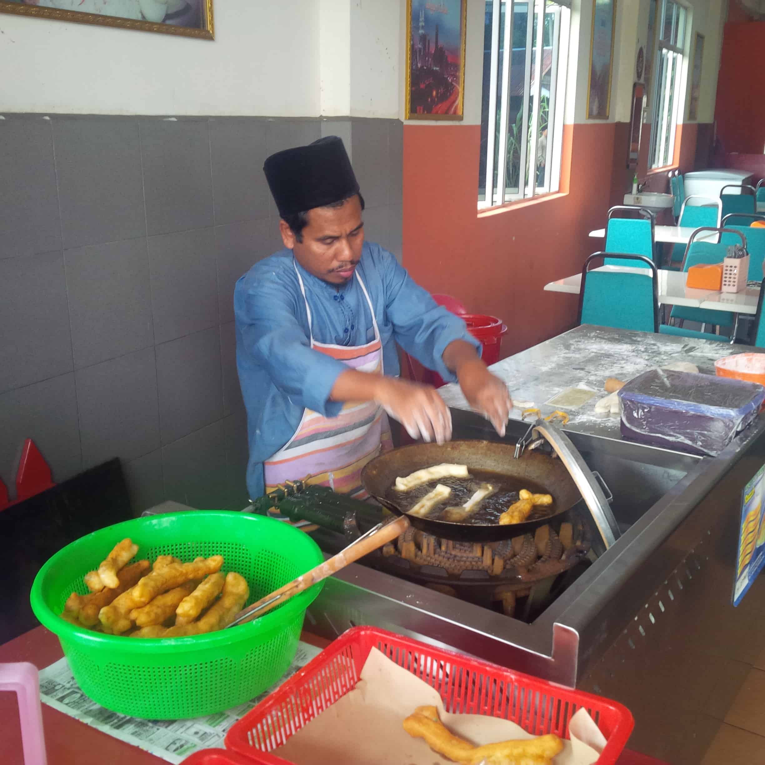 Kuih Cakoi Lembut Gebu Inilah Rahsianya Sedapnya Dibuat