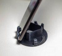 Circular universal phone or tablet stand 3D model