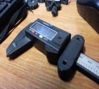 DIGITAL VERNIER WALL CLAMP 3D model
