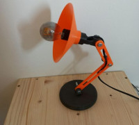 Articulated lamp 3D model