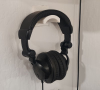 Wall mounted headphone hanger 3D model