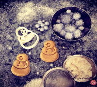 Snowman Cookie Cutter 3D model