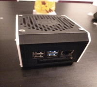 Raspberry Pi 4 super silent case with 2.5 HDD(SSD) mount 3D model
