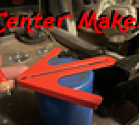 Centering device for finding the center 3D model
