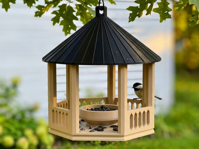 Bird Feeder: Hexagonal Garden Manor 3D model