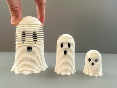 Slinky Ghosts (3 sizes) 3D model
